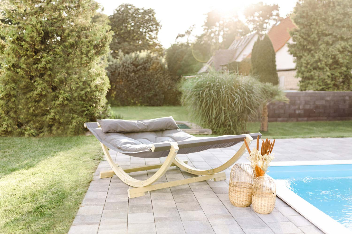 Amazonas Lounge Bed - Anthracite