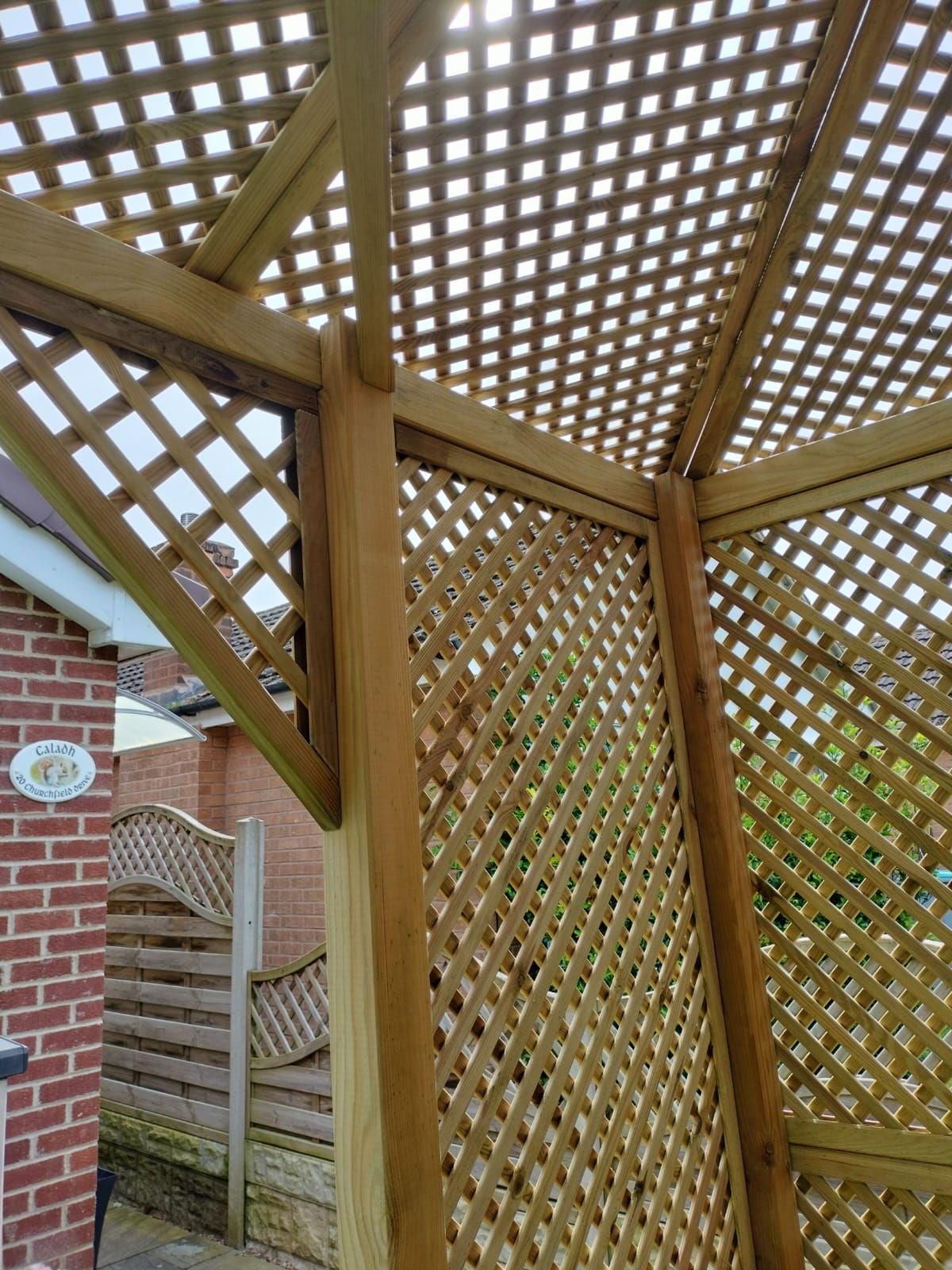 Shire Valencia Corner Arbour