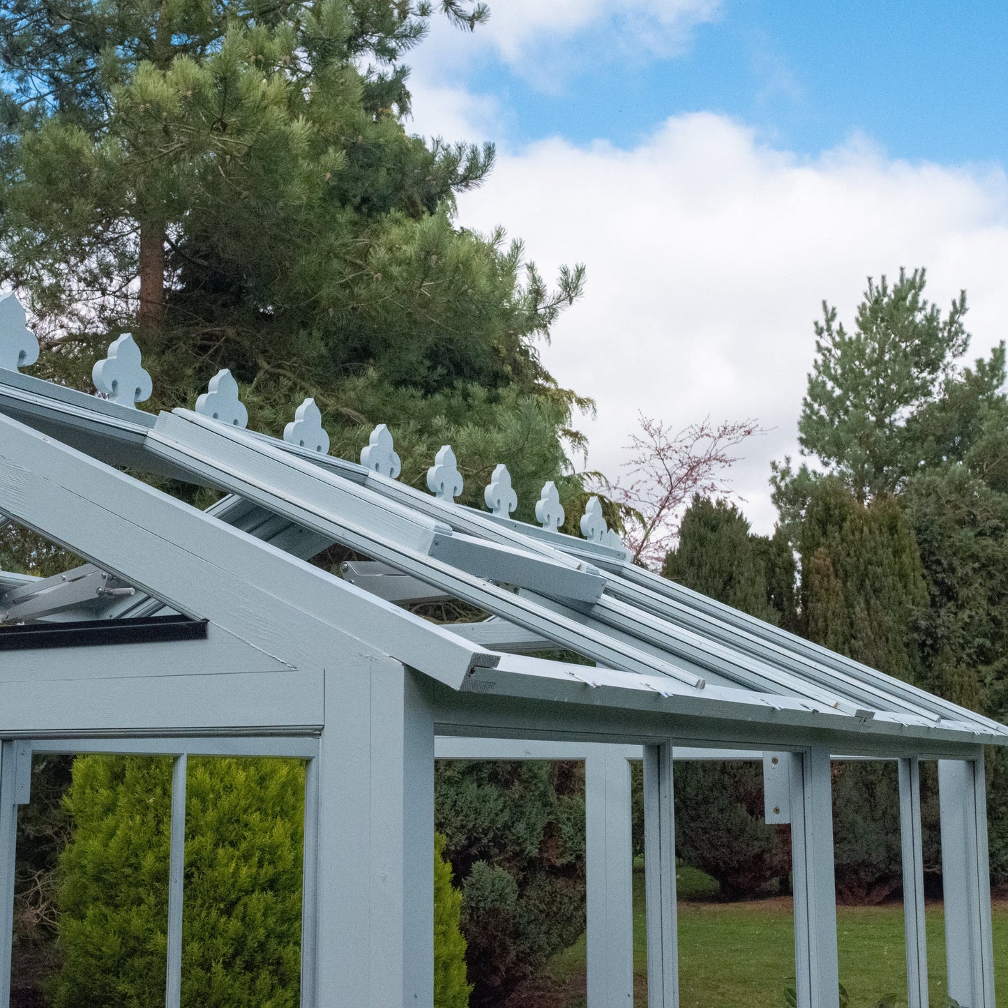 Shire Holkham 6 x 8 Wooden Greenhouse